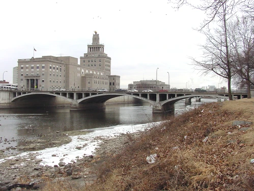 First Avenue Bridge