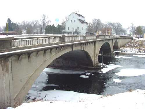 Shell Rock Bridge