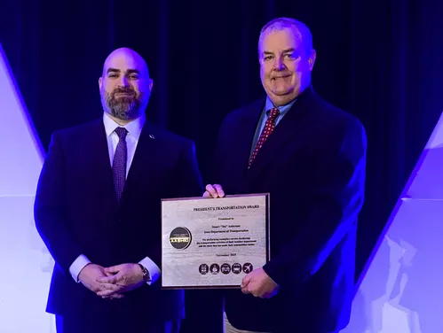 Iowa DOT's Stuart Anderson Accepting AASHTO Award