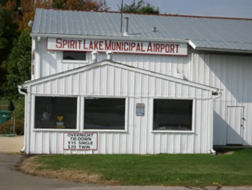 Spirit Lake Municipal Airport