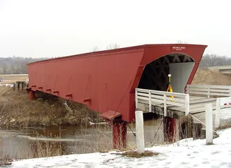 Photo of the Holliwell Bridge in Madison County, Iowa