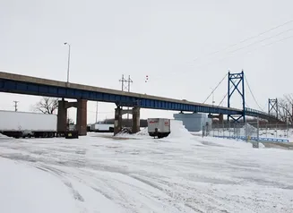 Photo of the US 30 Mississippi River Bridge in Clinton County, Iowa