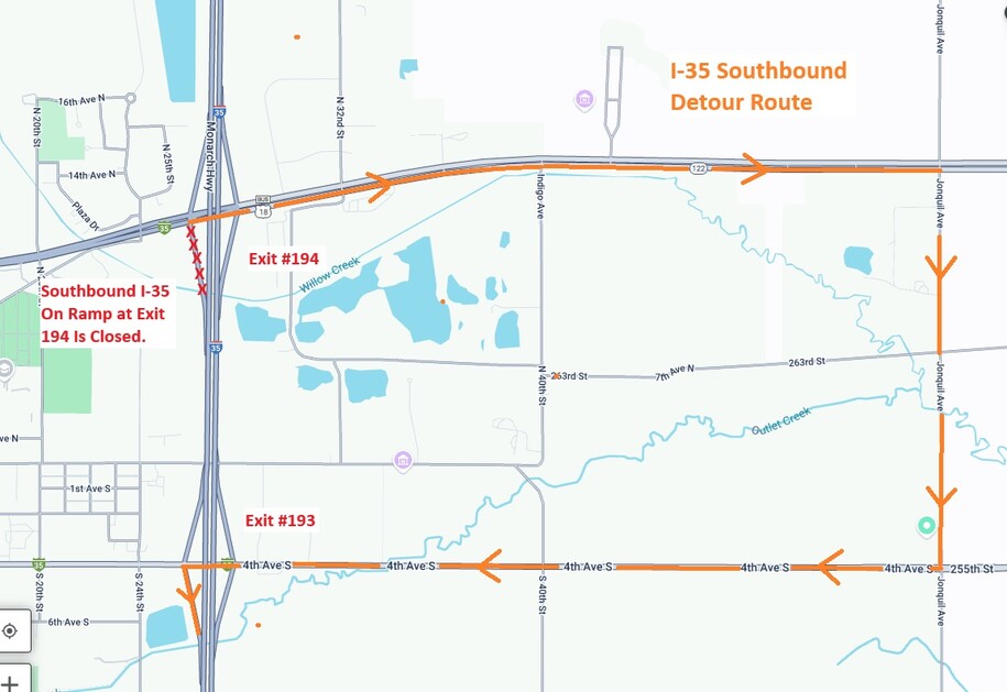 I35 SB ramp closure Exit 194 Clear Lake.
